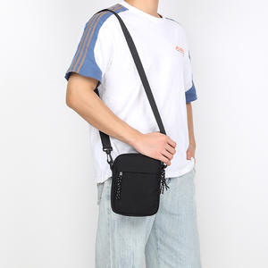 Nueva moda Hip-Hop Unisex logotipo personalizado en blanco hombres hombro mensajero pecho <span class=keywords><strong>camuflaje</strong></span> mujer <span class=keywords><strong>bandolera</strong></span> - Product Image 3