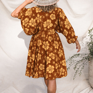 Vestido casual plisado con estampado floral de playa de diseño de alta calidad, con escote en V profundo, personalizado, transpirable, de rayón, estilo hawaiano. - Product Image 4