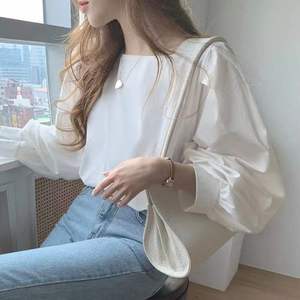 بلوزة نسائية جديدة بتصميم كوري أنيق - قميص فضفاض بأكمام طويلة وتصميم أكمام منتفخة لموضة الربيع/الصيف - Product Image 4