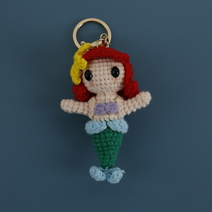 Handmade Nàng Tiên Cá công chúa Amigurumi Crochet mới nhỏ đan bông búp bê Keychain Mini Công Chúa Đồ chơi Key Plush Keychains đồ chơi - Product Image 4