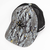 Gorra de Caza Personalizada OEM, Tejido Elástico en 4 Direcciones, Orificios Cortados con Láser, Transferencia Térmica, Bordado 3D en el Panel Frontal, Ajustable con Cierre a Presión