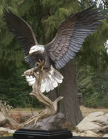 Bronze grandeur nature conçu sur mesure pour les statues volantes des aigles Sculptures en bronze coulé et en laiton Artisanat en métal