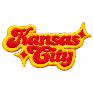 Parches de tela coloridos de forma irregular al por mayor, parches bordados con logotipo de letras personalizadas, con su diseño. - Product Image 3