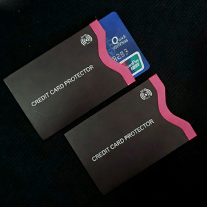ซองป้องกันการโจรกรรมข้อมูลบัตรเครดิต บัตรเดบิต บัตรประชาชน ทำจากอลูมิเนียมฟอยล์ขอบสีตามสั่ง ป้อง<span class=keywords><strong>กัน</strong></span>การอ่านข้อมูล NFC RFID - Product Image 3