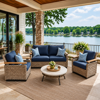 Ensemble de canapés et chaises de conversation en rotin de luxe pour patio de villa, résistant aux intempéries, pour la détente en extérieur