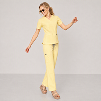 Niaahinn ODM Ensembles d'uniformes médicaux pour femmes avec porte-badge, pantalons classiques, vente en gros, fabricant
