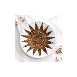 Décorations murales rustiques Mentari, aux textures complexes et aux couleurs naturelles qui font parfaitement l'harmonie avec l'élégance rustique. - Product Image 1