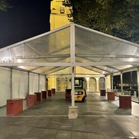 Tente de réception de luxe à toit transparent, structure en aluminium, pour mariages en plein air et salles de banquet
