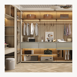 Snimay en bois intégré dans l'armoire, placard de rangement de chambre à coucher