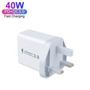 Enchufe del Reino Unido 4 puertos 40W 2A + 2C PD 20W Adaptador de corriente para la pared Cargador USB Tipo C para Apple <span class=keywords><strong>iPhone</strong></span> <span class=keywords><strong>14</strong></span> 15 16 <span class=keywords><strong>Pro</strong></span> - Product Image 5