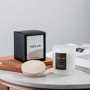 Großhandel Neuerscheinung Ätherische Öl Premium-Kerzen für Wohnraumdekoration Langanhaltende Duftkerzen Aromatherapie-Kerze Sojawachs-Kerze Geschenke - Product Image 1
