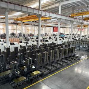 <span class=keywords><strong>Il</strong></span> centro di lavoro verticale ad alta velocità VMC1160 VMC855 VMC1055 è in grado di soddisfare i requisiti di alta precisione per la produzione di componenti. - Product Image 3