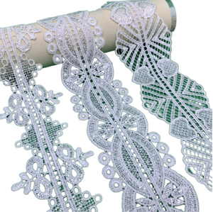 刺繍済み既製服用水溶性ポリエステル光沢レース（衣料品アクセサリー用） ウェディング用品用の刺繍レース。 - Product Image 1