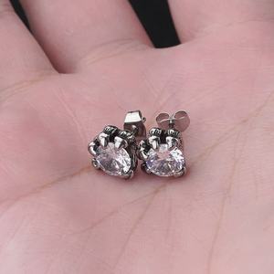 Pendientes de Acero Inoxidable con Diseño de Garra de Dragón, Populares, con Circonita Cúbica, Engaste de Puntas, Joyería Punk Boho - Product Image 4