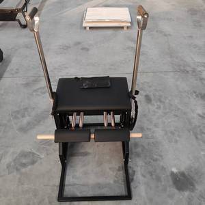 La chaise Wuda entièrement noire et tendance, idéale pour la pratique du <span class=keywords><strong>yoga</strong></span> et du pilates, est parfaite pour les studios à domicile - Product Image 3