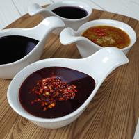 En gros, Petits bols de service en porcelaine et céramique pour sauce soja, assiettes à condiments pour la cuisine domestique