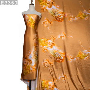 Tissu Charmeuse en satin de soie 100% tissé floral à impression numérique Tissu 3d en soie pure au mètre pour <span class=keywords><strong>bonnet</strong></span> - Product Image 4