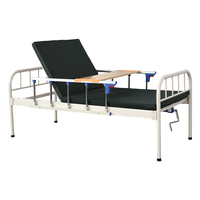 Lit d'hôpital manuel à manivelle unique avec poteau porte-perfusion, barrières latérales, matelas et roulettes pour usage médical et domestique
