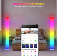 Lampe de sol LED moderne décorative pour la maison avec télécommande RGB et abat-jour blanc