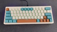 Clavier mécanique OEM d'usine 60 %, 61 touches, connectivité triple mode, rétroéclairage LED RGB, nouvelle arrivée, clavier de jeu personnalisé