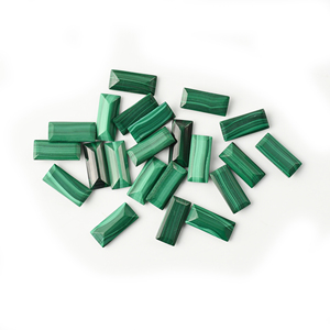 <span class=keywords><strong>Malachite</strong></span> naturale naturale rettangolare di alta qualità 3-20mm di <span class=keywords><strong>Malachite</strong></span> naturale con taglio sfaccettato - Product Image 1