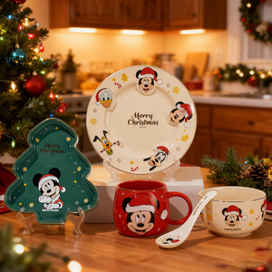 Service de table en céramique de Noël <span class=keywords><strong>Disney</strong></span> <span class=keywords><strong>Mickey</strong></span> avec bol, <span class=keywords><strong>assiette</strong></span>, cuillère et boîte cadeau pour la maison et les fêtes - Product Image 6