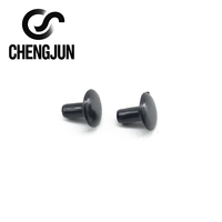 Vente en gros 4.5mm Capuchon en caoutchouc de silicone solide 4.6mm Bouchon de tuyau de jambe de chaise pour extrémité de tringle à rideau et bouchon de trou