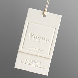 Etiqueta de lujo personalizada para ropa, etiqueta de precio de marca de ropa, logotipo 3D, etiqueta colgante de papel - Product Image 1
