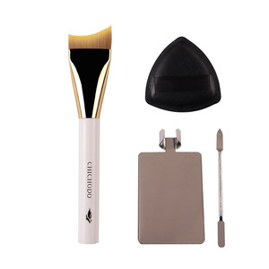 Chichodo - Brocha para base de maquillaje Crescent, fibras sintéticas, mango acrílico, forma plana, para aplicación de base - Product Image 4