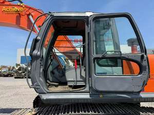 2023 Middelgrote Hitachi Zx210 Graafmachine Met 0.8 M Bakcapaciteit Isuzu 4hk1 Motor 122 Kw Power Plc & Versnellingsbak - Product Image 3