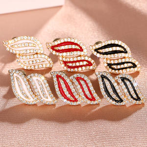 Boucles d'oreilles clous en pierre rouge E3444, plaqué or, serti pavé, bijoux de mode pour femme, idéales pour les soirées - Product Image 4