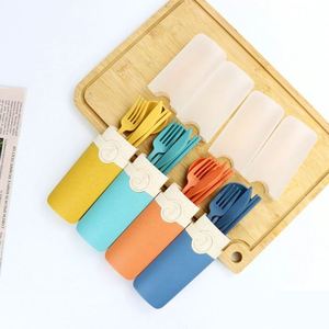 Ensemble de couverts écologiques en paille de blé, quatre couleurs unies assorties, cuillère, fourchette, couteau, baguettes - Product Image 2