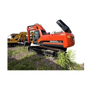 Excavatrice hydraulique d'occasion originale coréenne Doosan DH300LC-7 30 tonnes |   Godet Kubota attaché |   Heures de travail réduites |   Expédition mondiale - Product Image 1