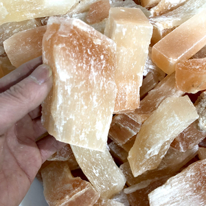 Selenite Orange Naturelle en Gros, Pierre Brute pour Artisanat de Cristal - Product Image 2
