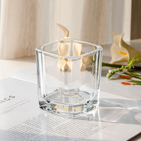 Ventes chaudes - Pot à bougie carré en verre de 6 oz avec une capacité de 250 ml - Couleur et forme personnalisées