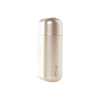 Diffuseur de parfum pour voiture SCENTA OEM/ODM, à clipser sur la grille d'aération, ultrasonique, certifié CE, couleur personnalisée, logo personnalisé, purificateur d'air pour voiture, pour la vente au détail et les boutiques de cadeaux