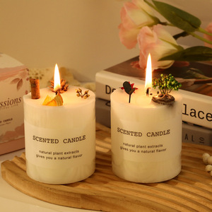 Bougie parfumée aux fleurs séchées naturelles, bougie en cire de soja aromathérapeutique avec tranches de cannelle et d'<span class=keywords><strong>orange</strong></span> pour la décoration de la maison et la relaxation - Product Image 2