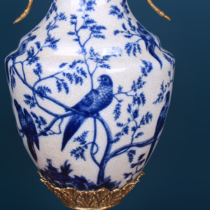 Style européen Vintage chinois Vase en céramique doux monté cuivre <span class=keywords><strong>bleu</strong></span> blanc porcelaine maison salon bureau décor de noël - Product Image 5