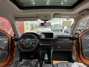 Dongfeng Peugeot <span class=keywords><strong>2008</strong></span> 230THP the ONE 1.2T Essence SUV LHD <span class=keywords><strong>Euro</strong></span> 6 d'occasion 2022 - Product Image 5