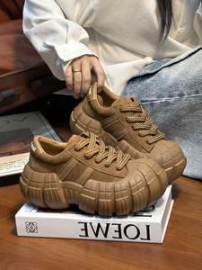 Sneakers Casual alla moda in vera pelle smerigliata da donna con grossi Sole di pneumatici Sole con plateau ''scarpe da papà'' per l'autunno - Product Image 6