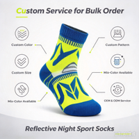 Chaussettes de sport réfléchissantes mi-mollet pour hommes et femmes, respirantes et amortissantes, idéales pour le jogging nocturne, le cyclisme et l'entraînement