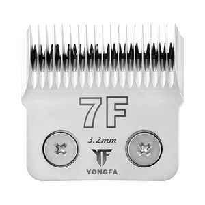 Lama Staccabile Serie D 7F per Toelettatura Cani Dente Intero Lunghezza di Taglio 1/8" 3,2 mm in Acciaio ad Alto Tenore di Carbonio Lama 7F per Toelettatura Animali - Product Image 1