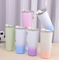 Gobelets sous vide isolés à la mode de 550ml Tasse de sport de plein air Tasse à café de voyage Tasse à double paroi 304 avec couvercle anti-fuite