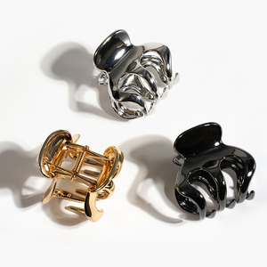 Vàng Kim Loại Tóc Claw <span class=keywords><strong>Clip</strong></span> Nhỏ Trẻ Em Bí Ngô Bạch Tuộc Claw <span class=keywords><strong>Clip</strong></span> Set Sáng Bóng Màu Đen Tùy Chỉnh Hàn Quốc Sang Trọng Tóc Claw <span class=keywords><strong>Clip</strong></span> - Product Image 4