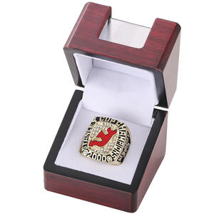 Bague de championnat de hockey des Devils de <span class=keywords><strong>New</strong></span> <span class=keywords><strong>Jersey</strong></span> de la LNH 2000, bague de sport personnalisée de haute qualité, plaquée or, bijoux incrustés de strass - Product Image 6