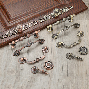 Poignée de meuble de style européen en alliage de zinc, bronze antique, pour tiroir et porte d'armoire, à trou unique, durable - Product Image 3