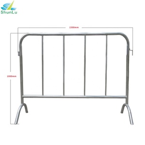 Barrière de circulation temporaire en métal galvanisé pour le contrôle des foules - Product Image 2