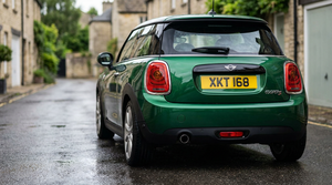 Coppia di Targhe Auto 3D in Gel Omologate per Strade UK |   Conforme a BS <span class=keywords><strong>AU</strong></span> 145e |   Lettere a cupola nere lucide |   Carattere Charles Wright - Product Image 3