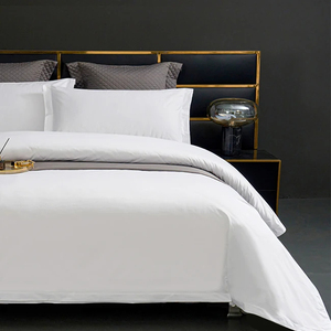 Couette de luxe en polyester taille Queen, respirante et matelassée, pour l'hiver, hypoallergénique, lavable en machine - Product Image 2