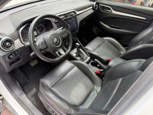 Morris Garages MG ZS 2018 1.5L <span class=keywords><strong>Automatique</strong></span> Édition Luxe <span class=keywords><strong>Voiture</strong></span> d'<span class=keywords><strong>occasion</strong></span> 120 ch 5 portes 5 places SUV <span class=keywords><strong>Voiture</strong></span> d'<span class=keywords><strong>occasion</strong></span> - Product Image 6